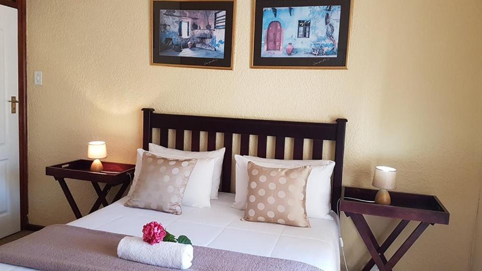 Lily Bed & Breakfast ケープタウン エクステリア 写真